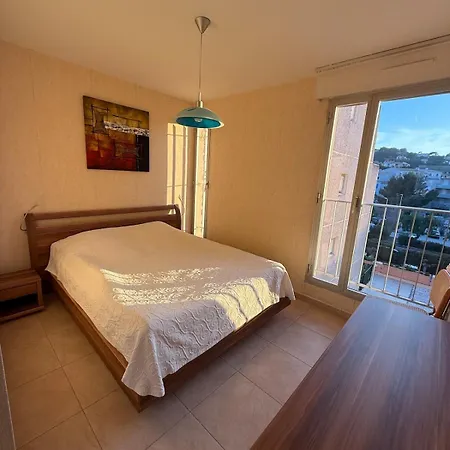 Superbe T3 Vue En Centre A 5 Minutes A Pied De La Place Apartment Cavalaire-sur-Mer